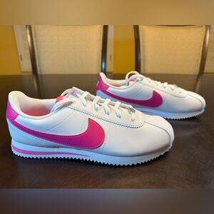 New Nike Cortez Leather White Pink Sneaker Shoes Size US 7Y